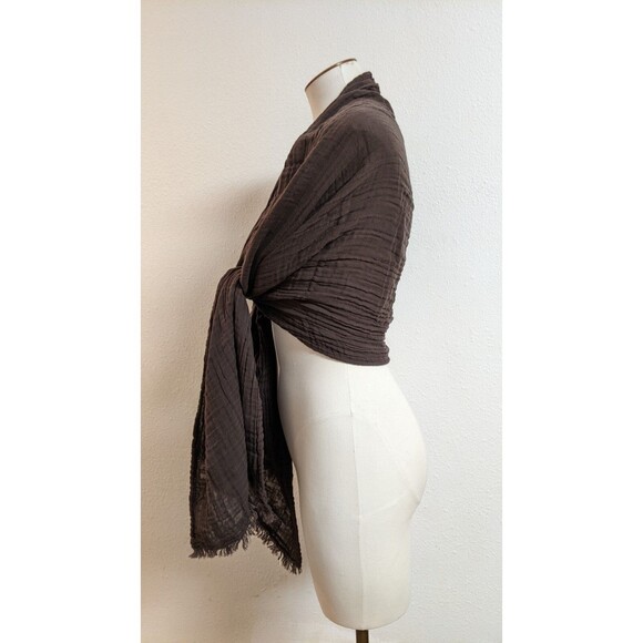 NWT~LAUDE the Label Bubble Gauze Scarf in Carob Chocolate Brown Wrap NEW! - Picture 8 of 15